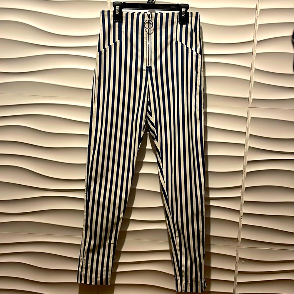 Romeo and Juliet couture stretch pants
